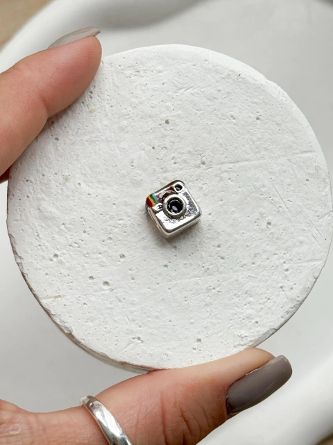 Berloque Passador Instagram - comprar online