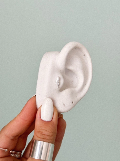 Piercing Perfuração Folhinha