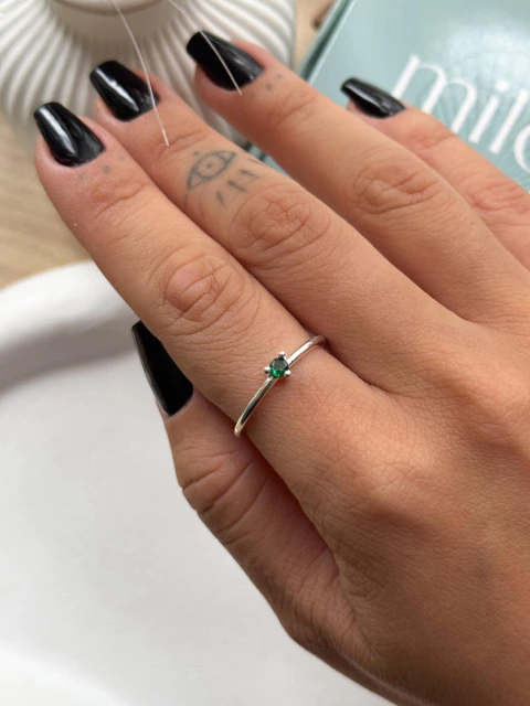 Anel Solitário Pedra Verde - comprar online