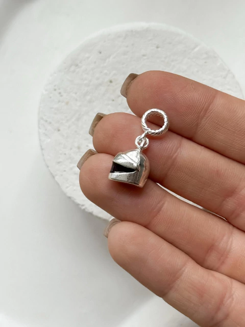 Berloque Capacete - comprar online