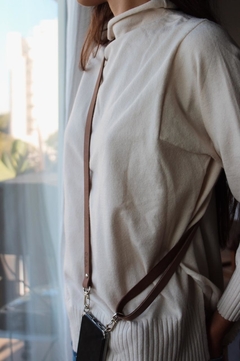 Brunei Strap en internet