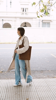 Imagen de Maxi Tote Olivia | Cuero Marrón