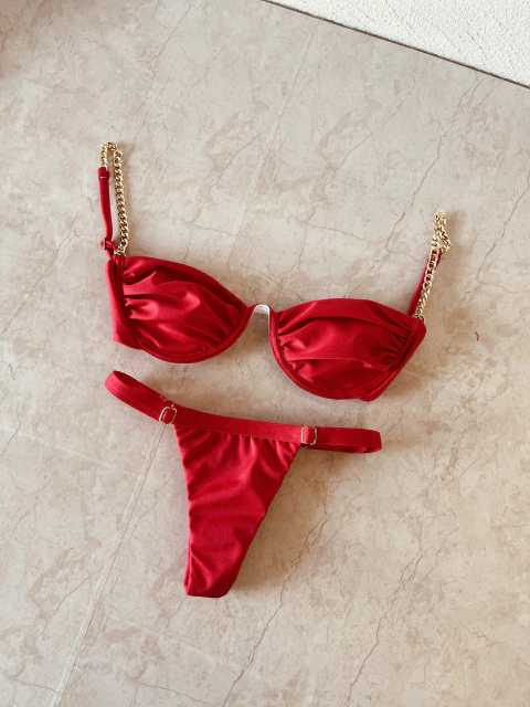 Conjunto Mykonos com corrente e calcinha sirena vermelho.