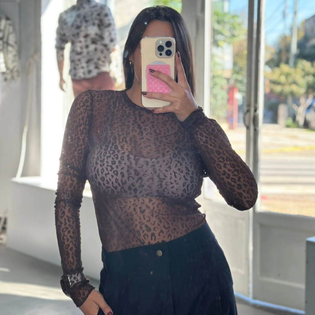 REMERA MICROTUL PRINT CHOCOLATE