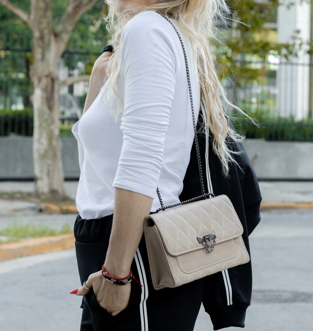 Cartera "Lucy"