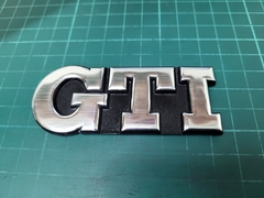Emblema Gti Escovado Traseiro Gol GTI G2 "Bola" - comprar online