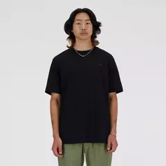 NEW BALANCE REMERA ATHLETICS COTTON NEGRO - comprar online