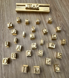 Kit Alfabeto 31 Letras (8MM) + Base Simples 90mm - comprar online