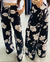 Calça Pantalona Jade - Preto - comprar online