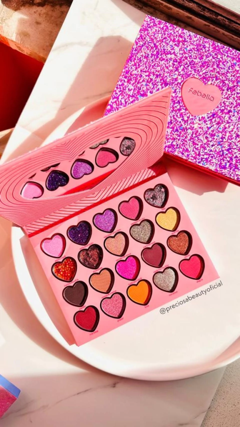 Paleta de Sombras Amor 20 Cores - Febella