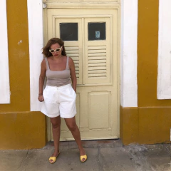 Sandália Cecília mostarda na internet