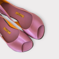 Sandália Cecília magenta na internet