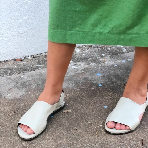 Sandália Clara gelo