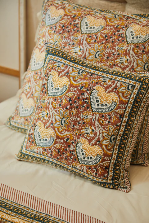 Funda de Almohadón Mumbai Marrón - comprar online