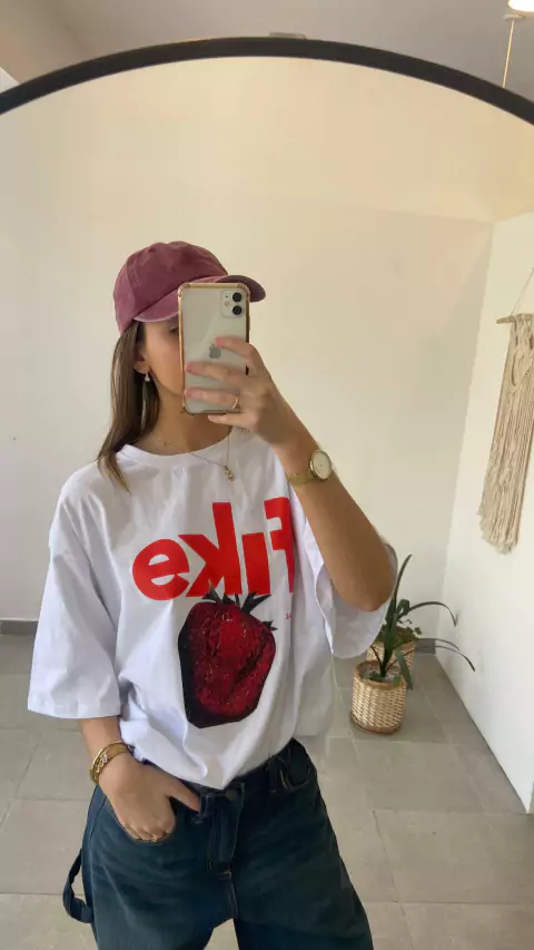 Remera Frutilla