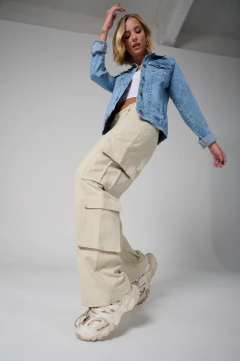 ART 2572 CARGO DE GABARDINA CON BOLSILLOS CRUDO - comprar online