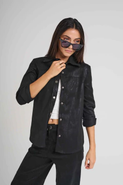 ART 2760 CAMISA DE GABARDINA ELASTICA CON PINCELADAS FOIL NEGRO