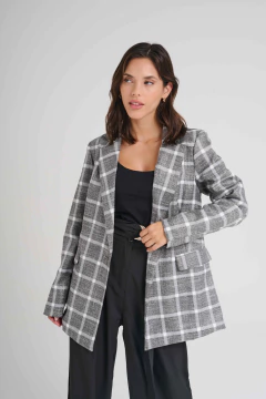 ART 2747 BLAZER DE PAÑO FINO ESCOCÉS en internet