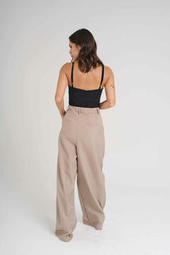 ART 2721 PANTALÓN SASTRERO SIN PINZA Y CON CINTURA ELÁSTICA BISON en internet