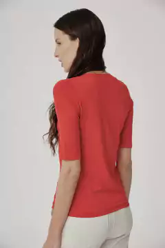 REMERA VISCOSA /LYCRA CUELLO V MANGA 3/4 ROJA - comprar online
