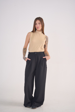 ART 2587 MUSCULOSA MEDIA POLERA GAMUZA MULTITACHITAS BEIGE - comprar online