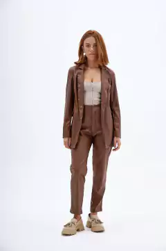 BLAZER ENGOMADO CHOCOLATE