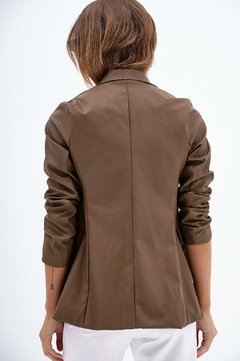 BLAZER ECO CUERO CHOCOLATE - comprar online