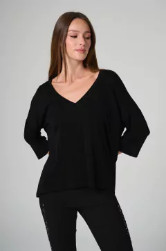 ART 1850 REMERA DE CREPPE MANGA 3/4 NEGRO en internet