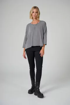 ART 2552 REMERA NEW YORK CREPPE MANGA 3/4 GRIS