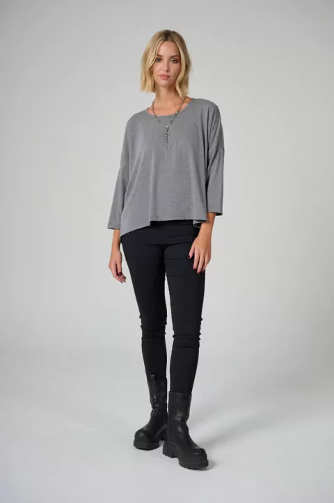 ART 2552 REMERA NEW YORK CREPPE MANGA 3/4 GRIS