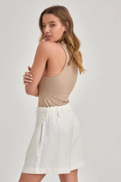 ART 2838 SHORT SASTRERO SATINADO CRUDO en internet