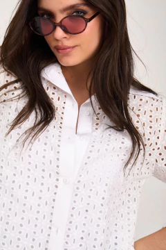 ART 2853 CAMISA DE BRODERIE en internet