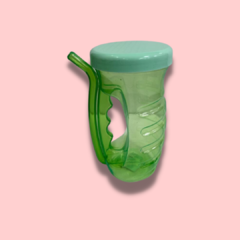 Vaso infantil con sorbete en internet