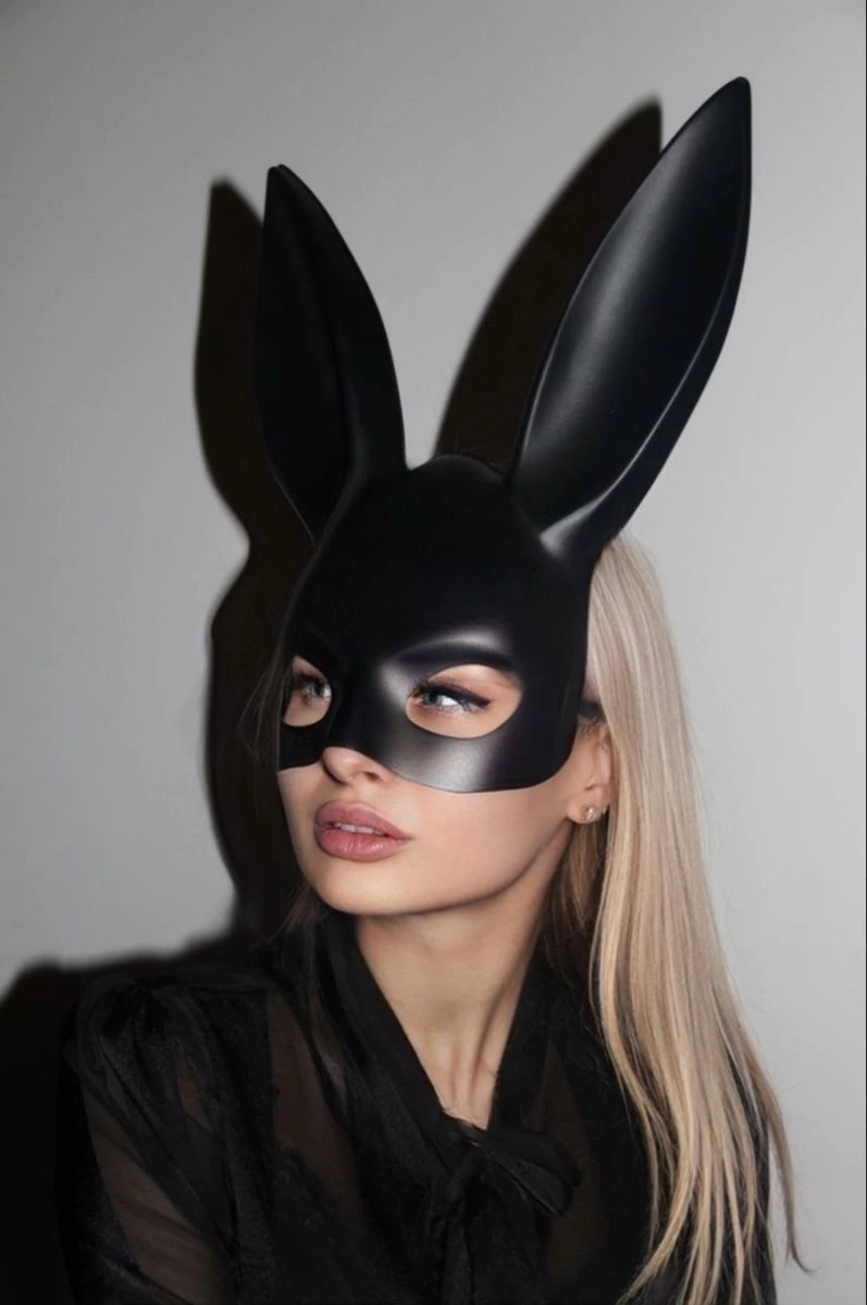 Máscara Bunny Preta