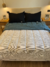 ACOLCHADO TUSOR REVERSIBLE RAYAS QUEEN (250X250) - comprar online