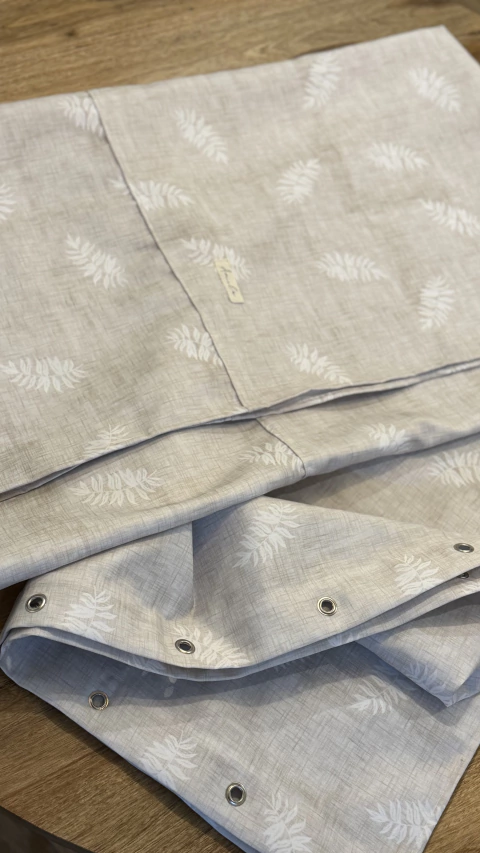 Cortina de baño impermeable - comprar online