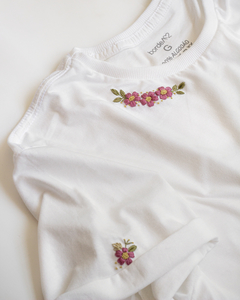 KIT COLE E BORDE | FLORES DE OUTONO LILÁS (ADESIVO DE ENTRETELA SOLÚVEL) - comprar online