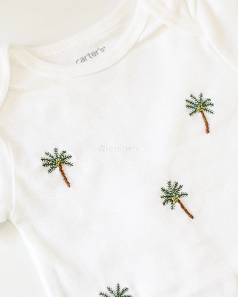 BODY DA CARTER'S BORDADO À MÃO | COQUEIRO