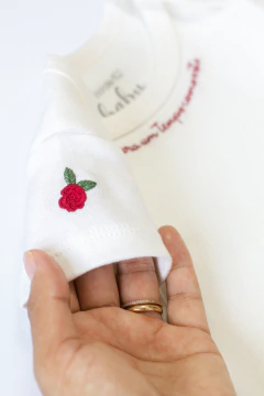 BODY BORDADO À MÃO | EU NASCI PARA UM TEMPO COMO ESTE - comprar online