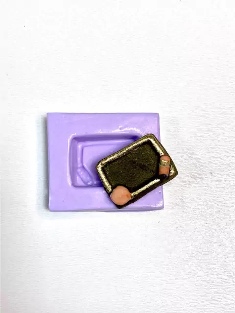 F1145 MOLDE DE SILICONE LOUSA ECOLAR CONFEITARIA BISCUIT