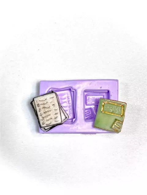 F1078 MOLDE DE SILICONE LIVRO PROVA CONFEITARIA BISCUIT