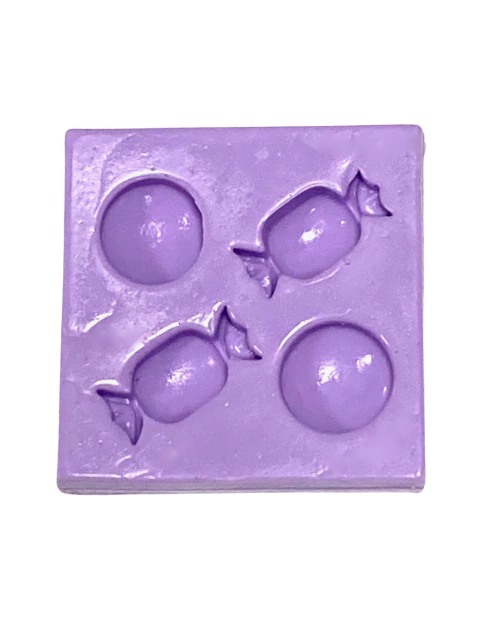 F1590 MOLDE DE SILICONE BALAS CONFEITARIA BISCUIT