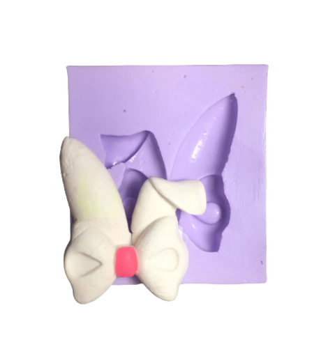 F482 MOLDE DE SILICONE COELHO LAÇO CONFEITARIA BISCUIT