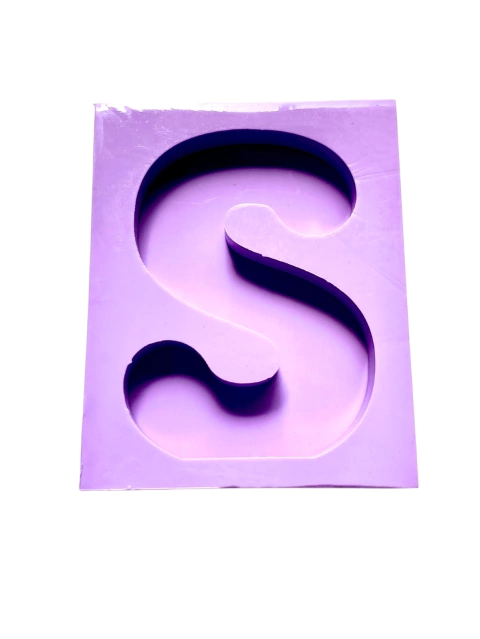 R679 Molde de silicone luminária letra S resina decorar