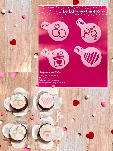 PP8 Kit com 4 mini estêncils noivos para confeitaria e artesanato.