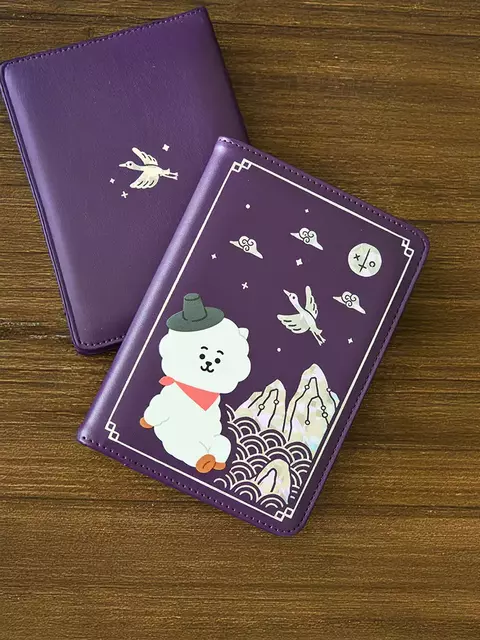 [BTS ] BT21 RJ Premium K Edition Mother-of-pearl Graphic Passport Case (CAPA PARA PASSAPORTE) - comprar online