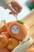 BT21 Baby Orange Party - Chaveiro na internet