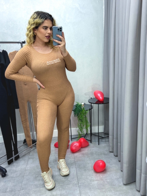 Macacão Lã Mousse - Pimenta Original - comprar online