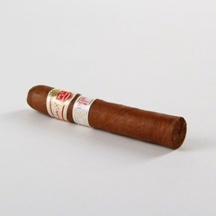 HOYO DE MONTERREY EPICURE NRO 2 PETACA X3 - CUBA en internet