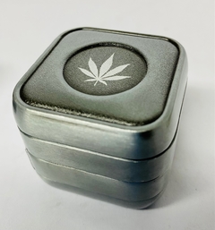 Picador Metálico Modelo Cubo. Imantado,Sin Roscas de 4 Piezas. 3.5 cm. de Ancho x 3 cm de Alto. en internet